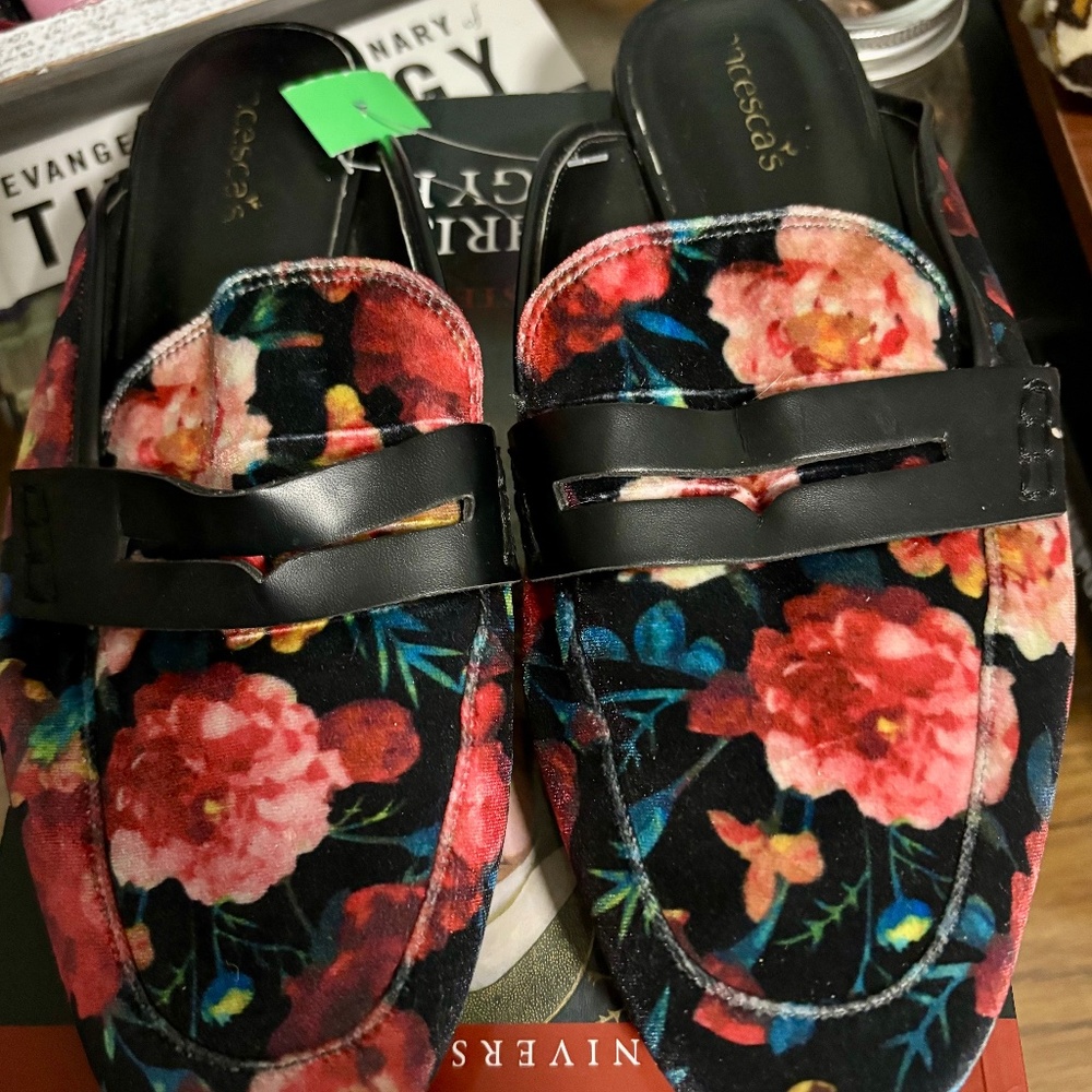 Velvet Slip-on shoes